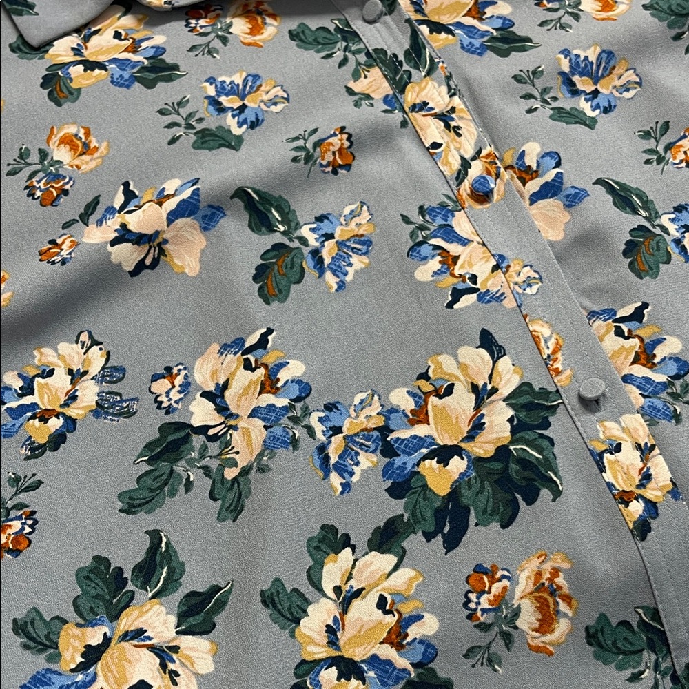 Plus Size LC Lauren Conrad Collared Button-Front Shirt 3X - Picture 8 of 9